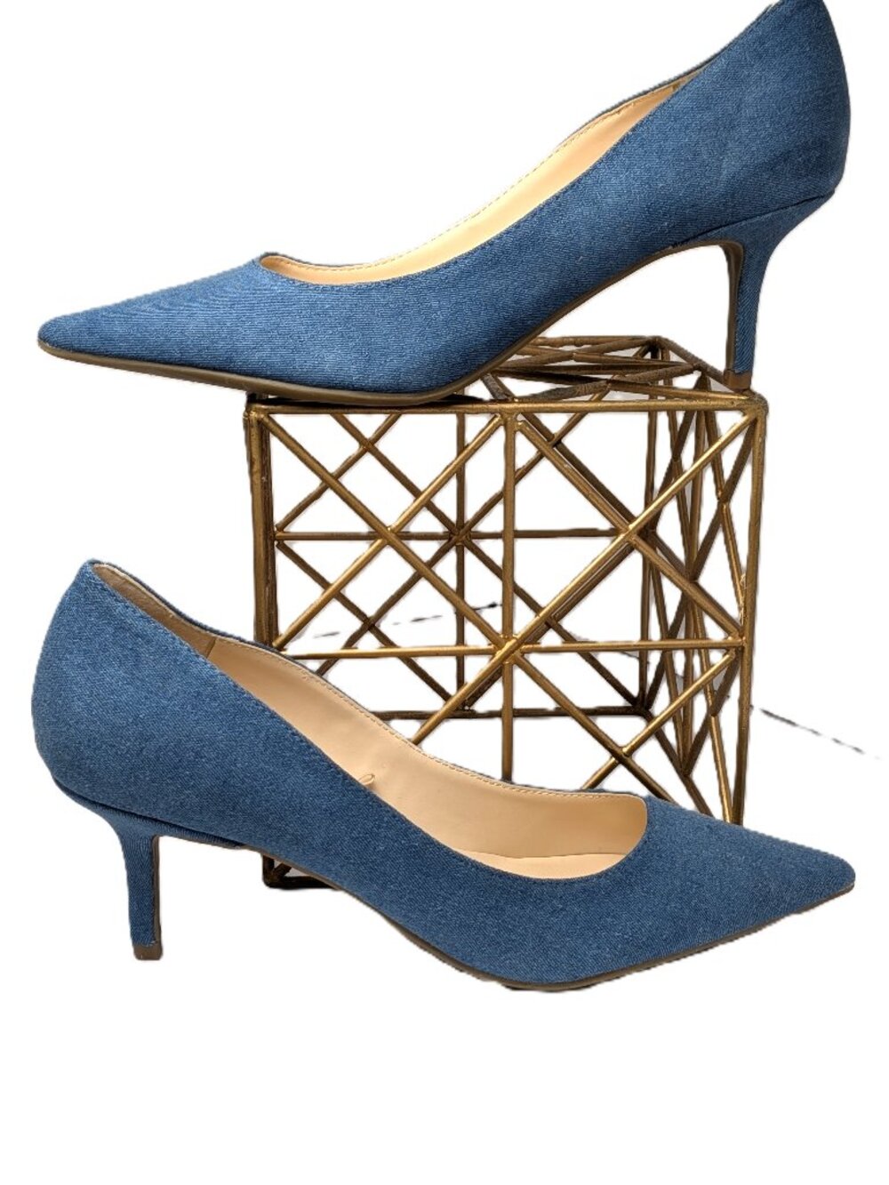 Marc Fisher MFALOLA4 Blue Denim Kitten Heels — Size 10 — NEW (No Original Box)